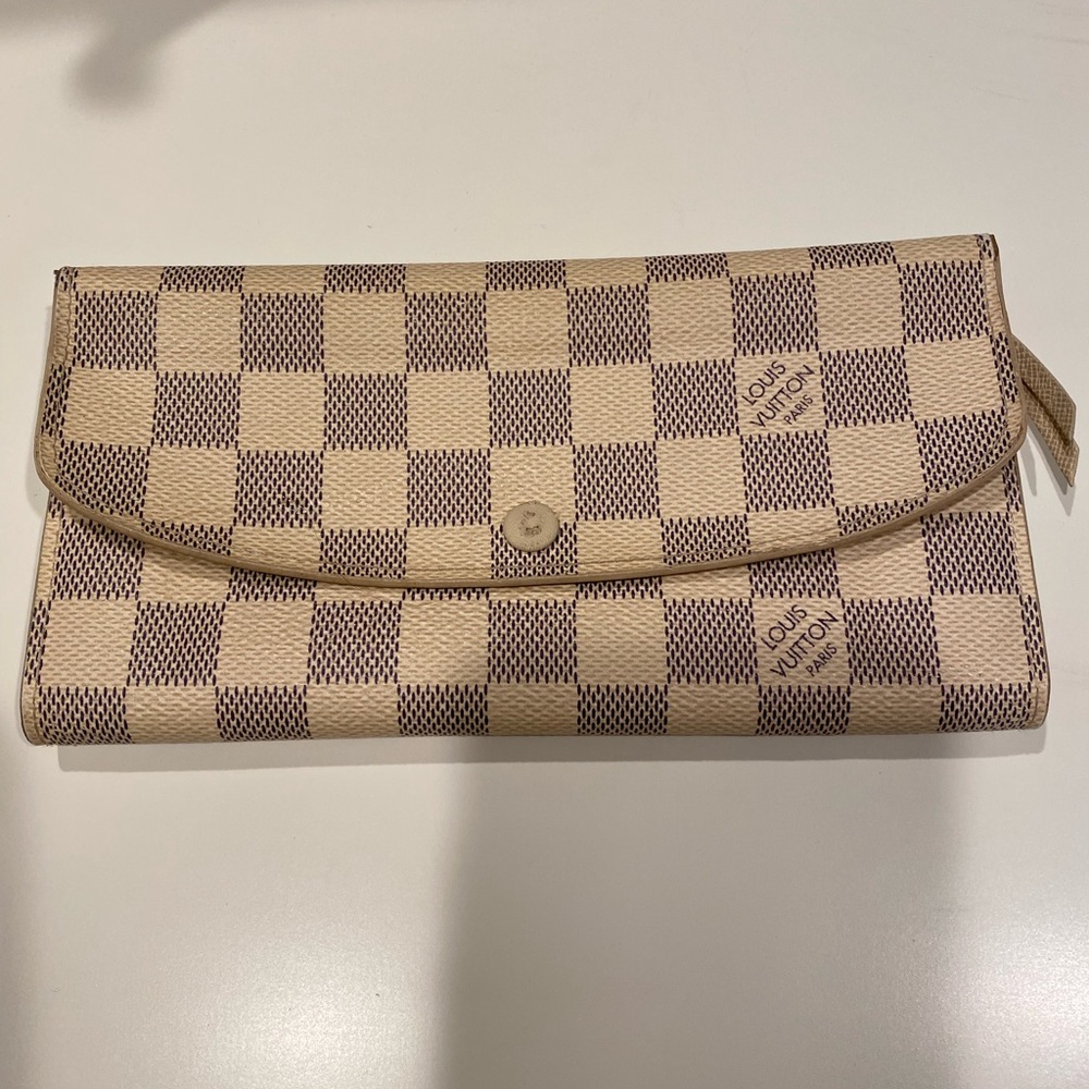 Authentic Louis Vuitton Emilie Wallet Damier Azur
